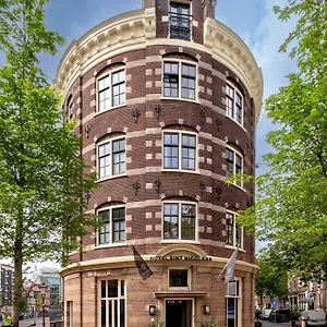 Sint Nicolaas 3*, Amsterdam Netherlands